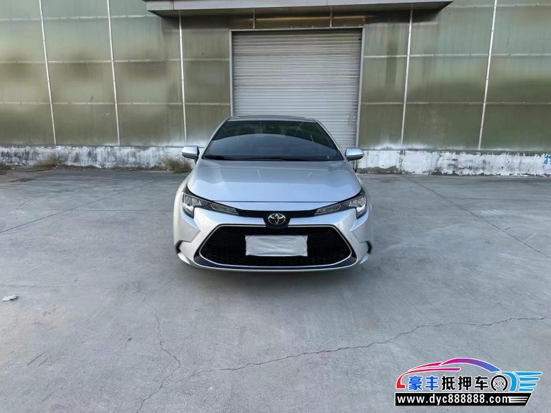 22年丰田雷凌轿车抵押车出售