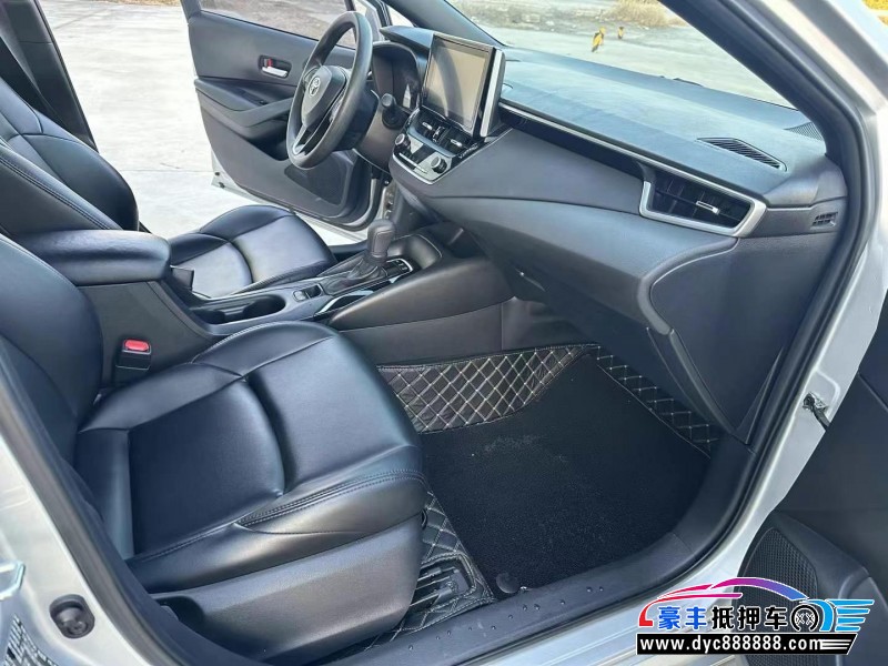 22年丰田雷凌轿车抵押车出售