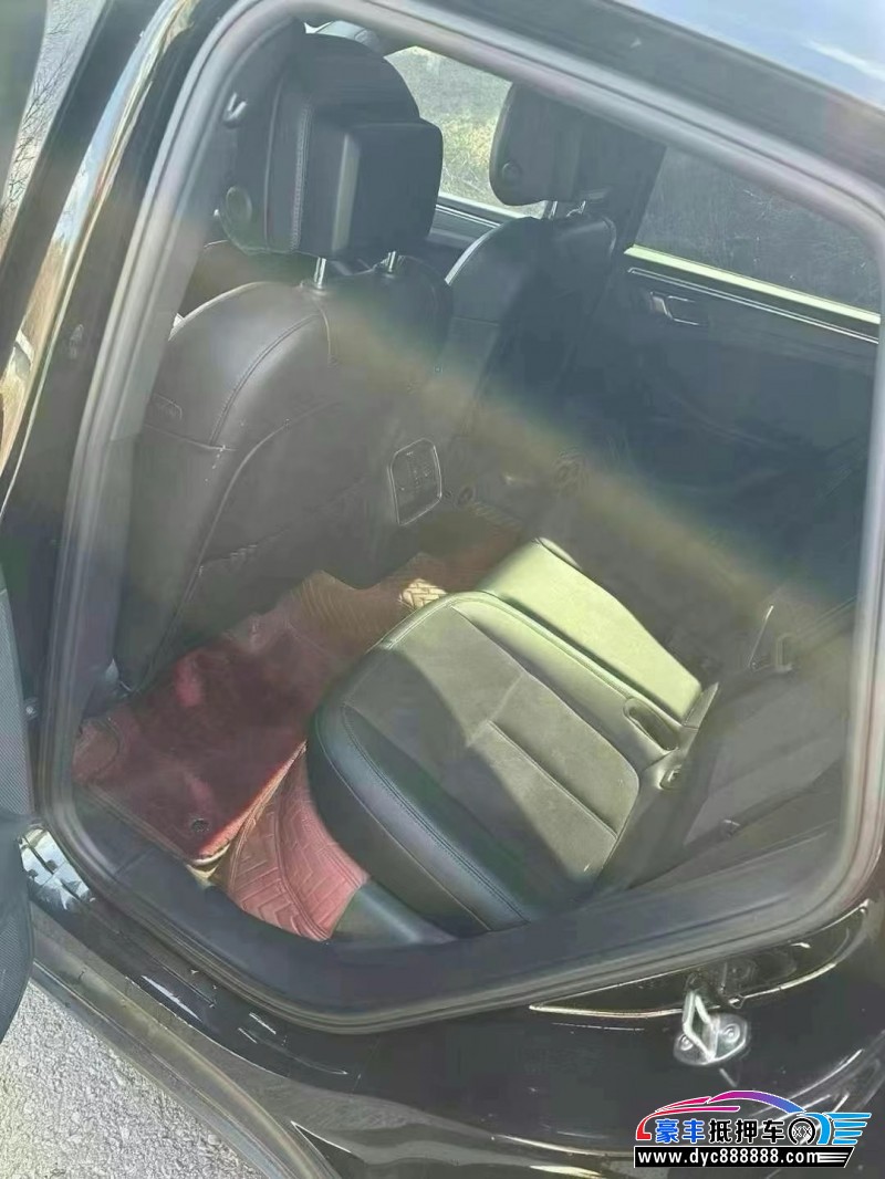 16年保时捷Macan迈凯轿车抵押车出售