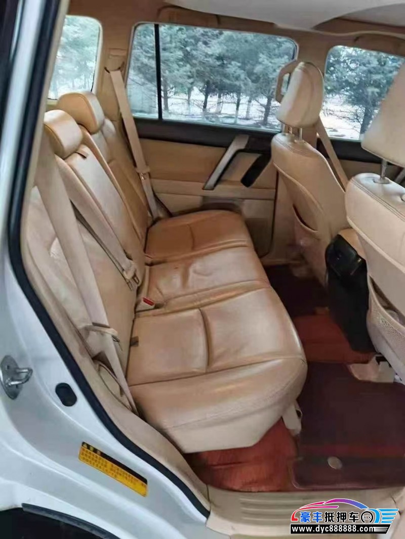 17年丰田普拉多（霸道）轿车抵押车出售