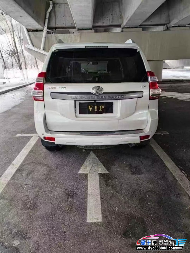 17年丰田普拉多（霸道）轿车抵押车出售