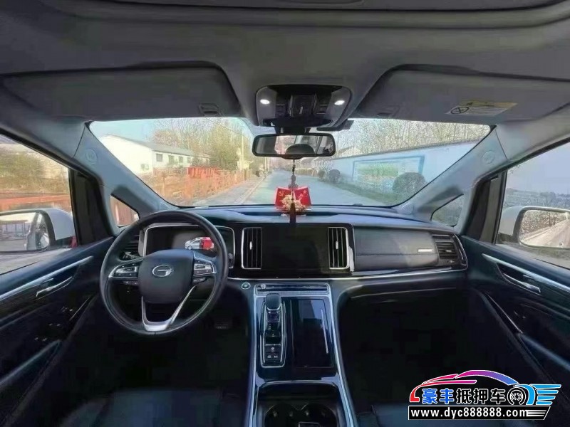 22年传祺M8轿车抵押车出售