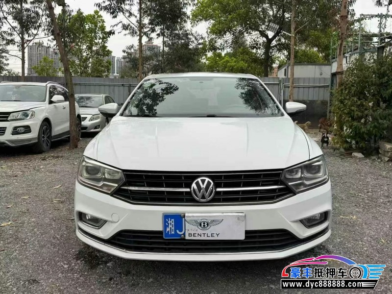 18年大众宝来轿车抵押车出售