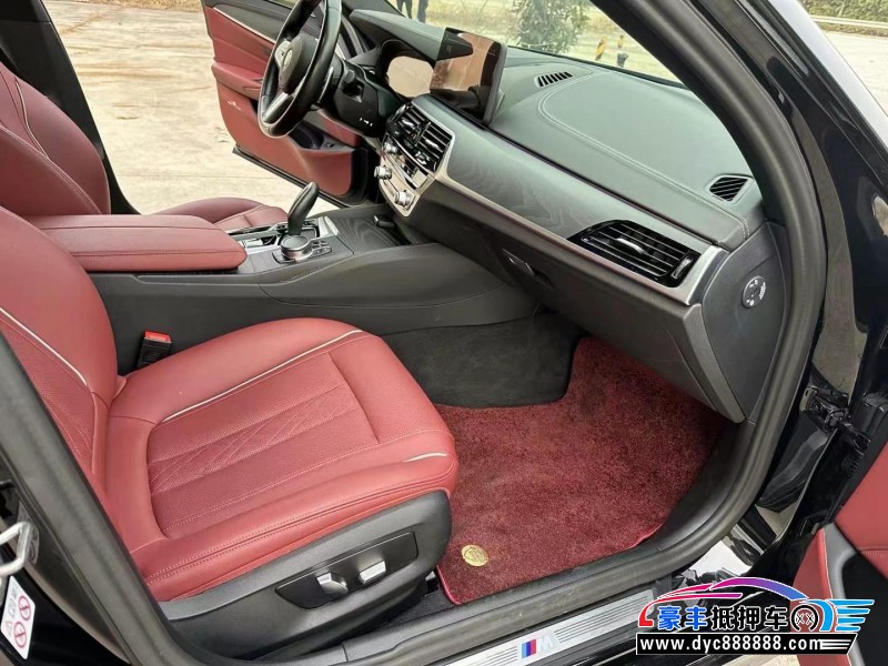 23年宝马5系轿车抵押车出售