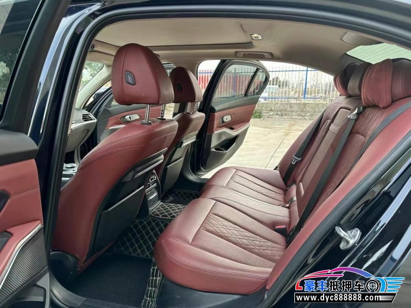 22年宝马3系轿车抵押车出售