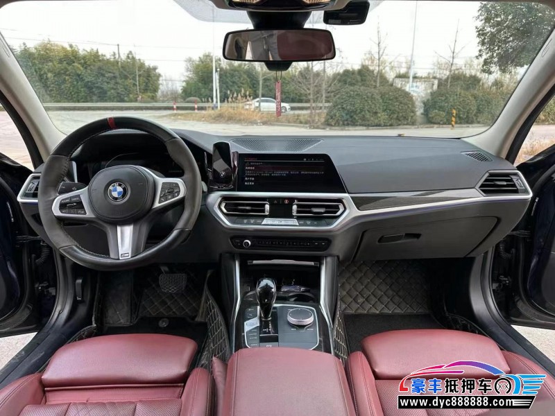 22年宝马3系轿车抵押车出售