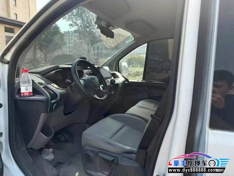 18年福特全顺轿车抵押车出售