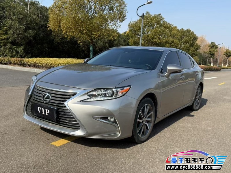 16年雷克萨斯ES轿车抵押车出售