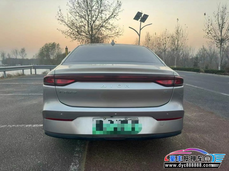 22年埃安魅S580轿车抵押车出售