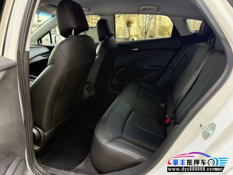 24年别克微蓝轿车抵押车出售