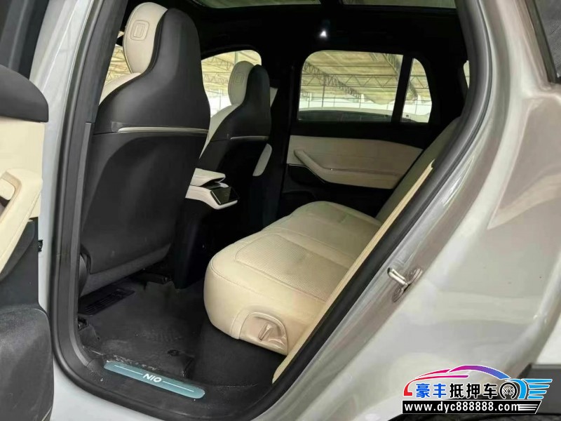 24年蔚来ES6轿车抵押车出售