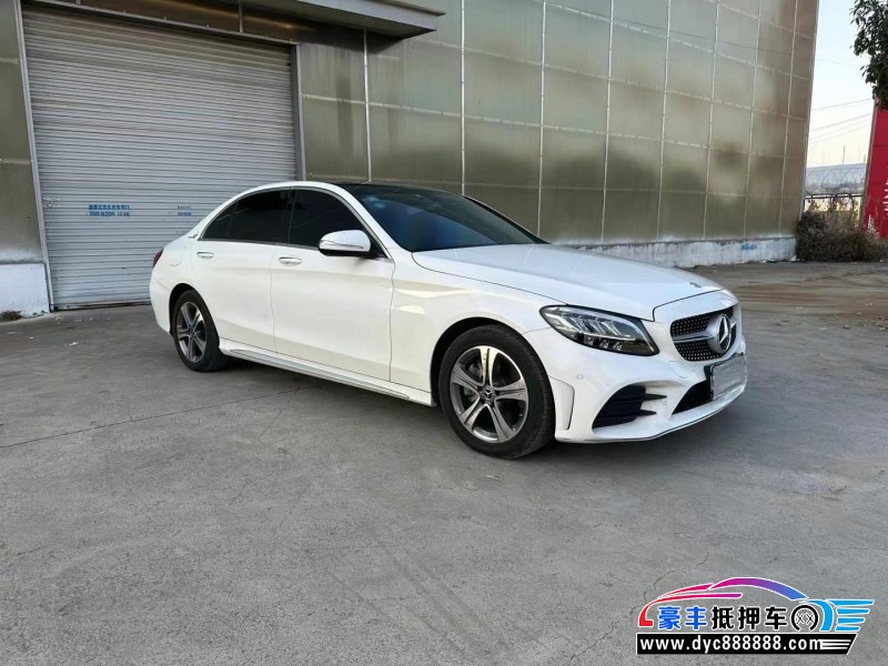 20年奔驰C轿车抵押车出售