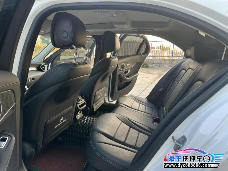 20年奔驰C轿车抵押车出售