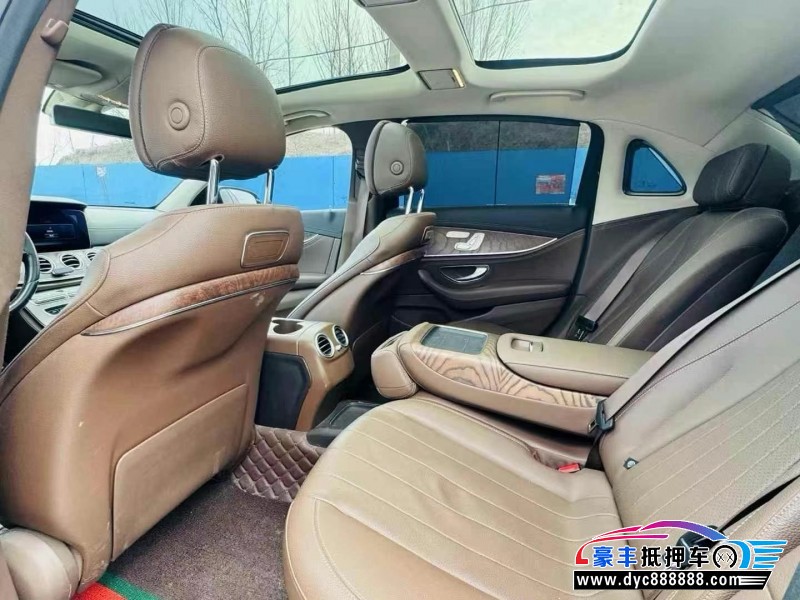 18年奔驰E轿车抵押车出售