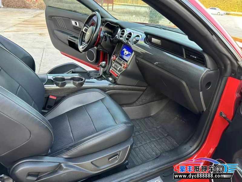 19年福特野马轿车抵押车出售