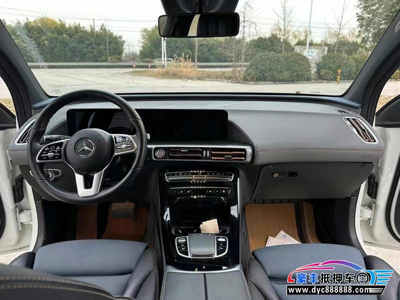 21年奔驰EQC轿车抵押车出售