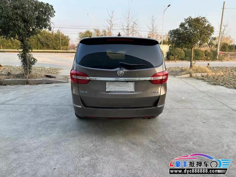 16年别克GL8轿车抵押车出售