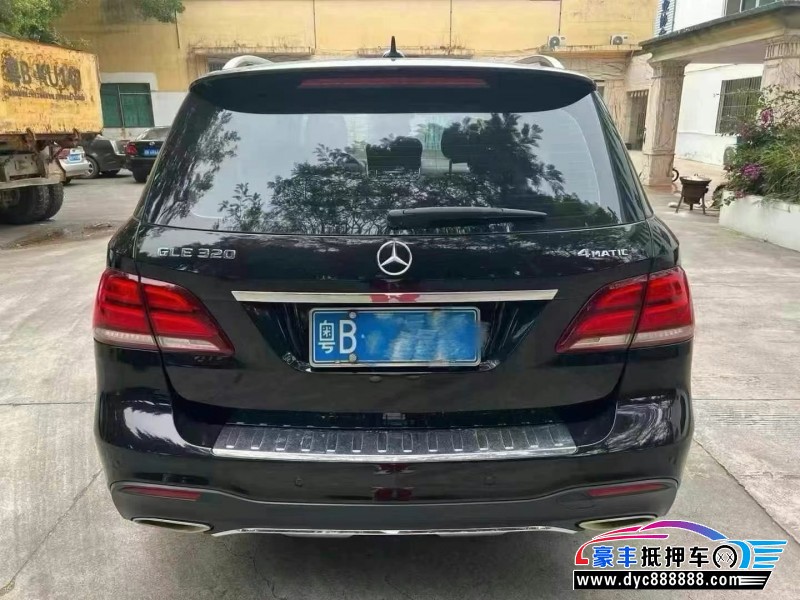 17年奔驰GLE轿车抵押车出售