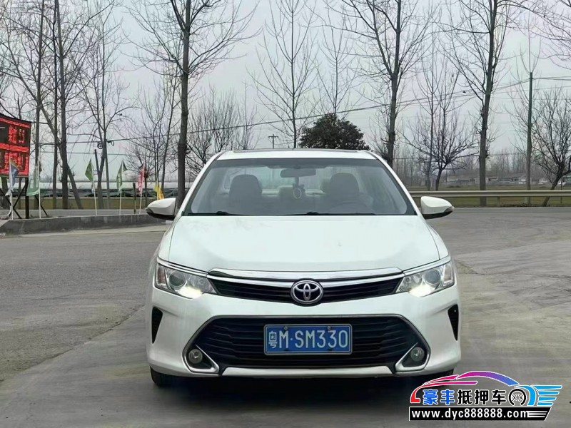 17年丰田凯美瑞轿车抵押车出售