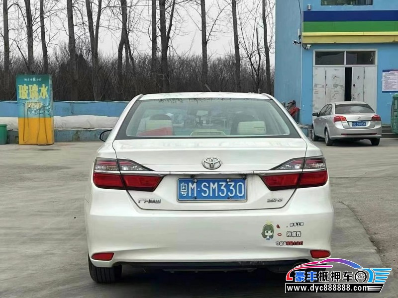 17年丰田凯美瑞轿车抵押车出售