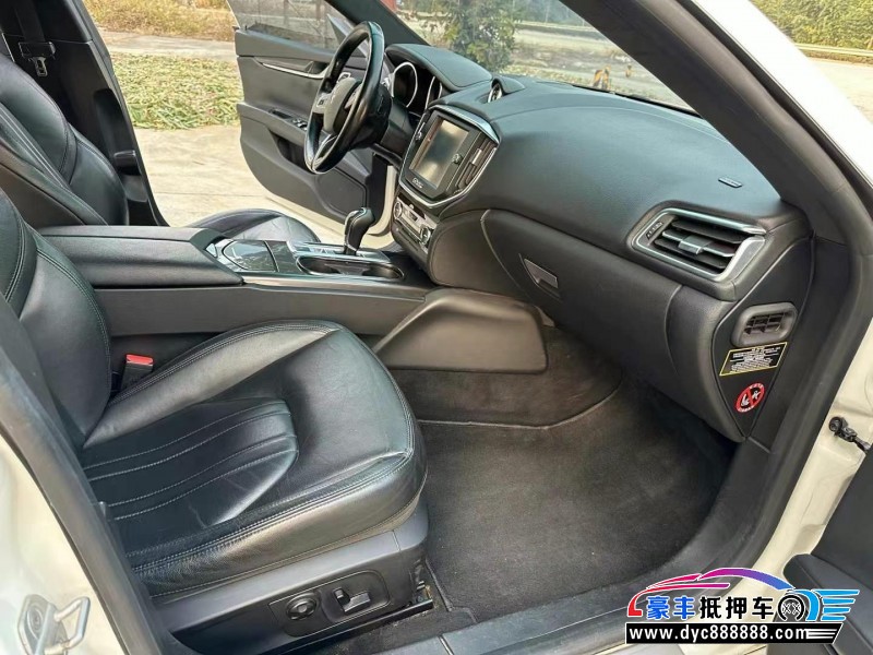 15年玛莎拉蒂Ghibli轿车抵押车出售