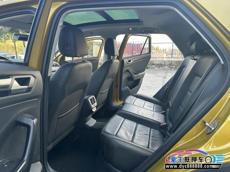 19年大众探歌轿车抵押车出售