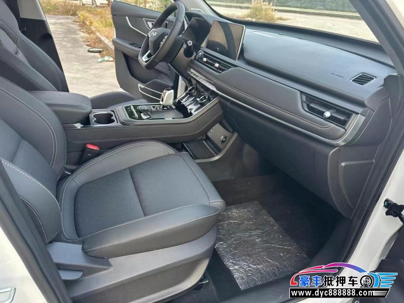 24年奇瑞瑞虎8轿车抵押车出售