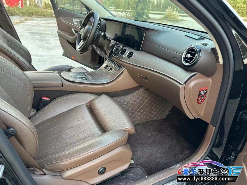 19年奔驰E轿车抵押车出售