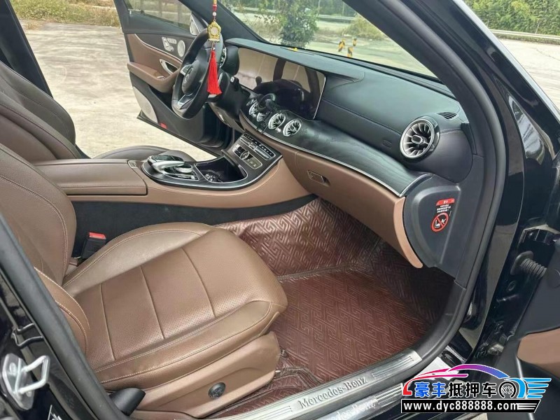 18年奔驰E轿车抵押车出售