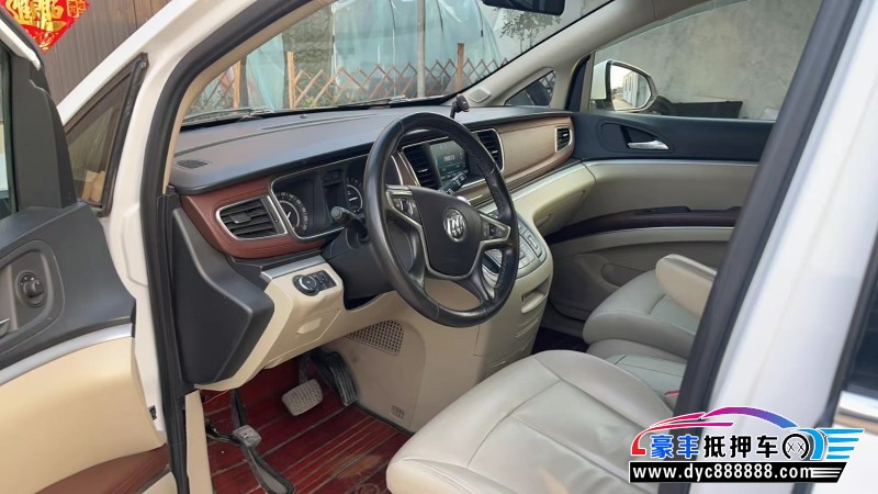 19年别克GL8轿车抵押车出售