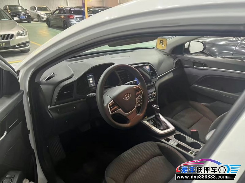 21年现代领动轿车抵押车出售