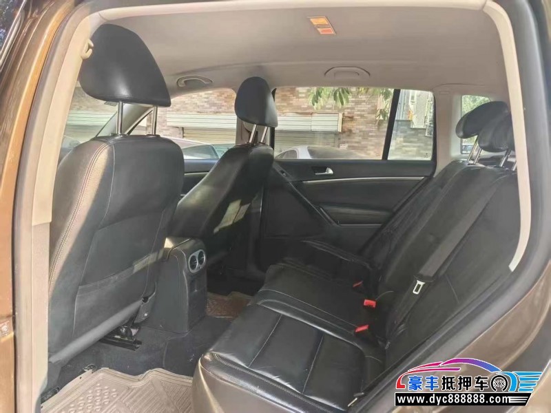 15年大众途观轿车抵押车出售