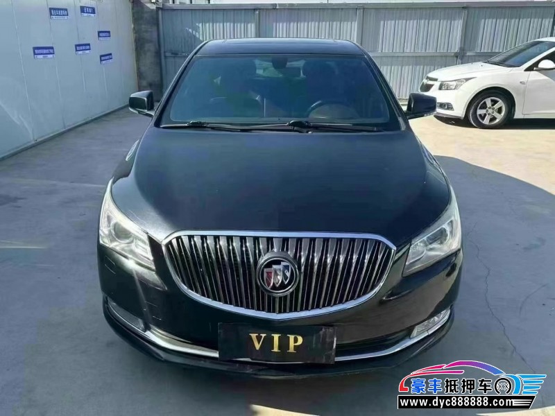 15年别克君越轿车抵押车出售