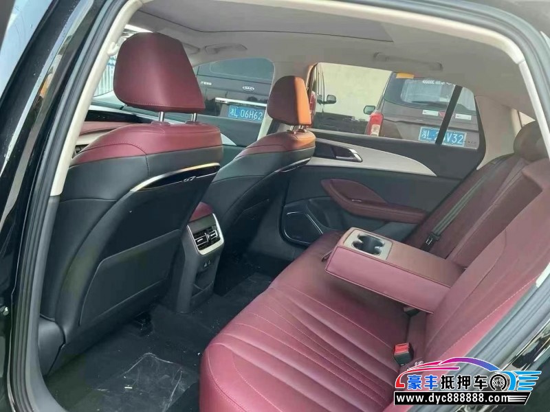 24年红旗H5轿车抵押车出售