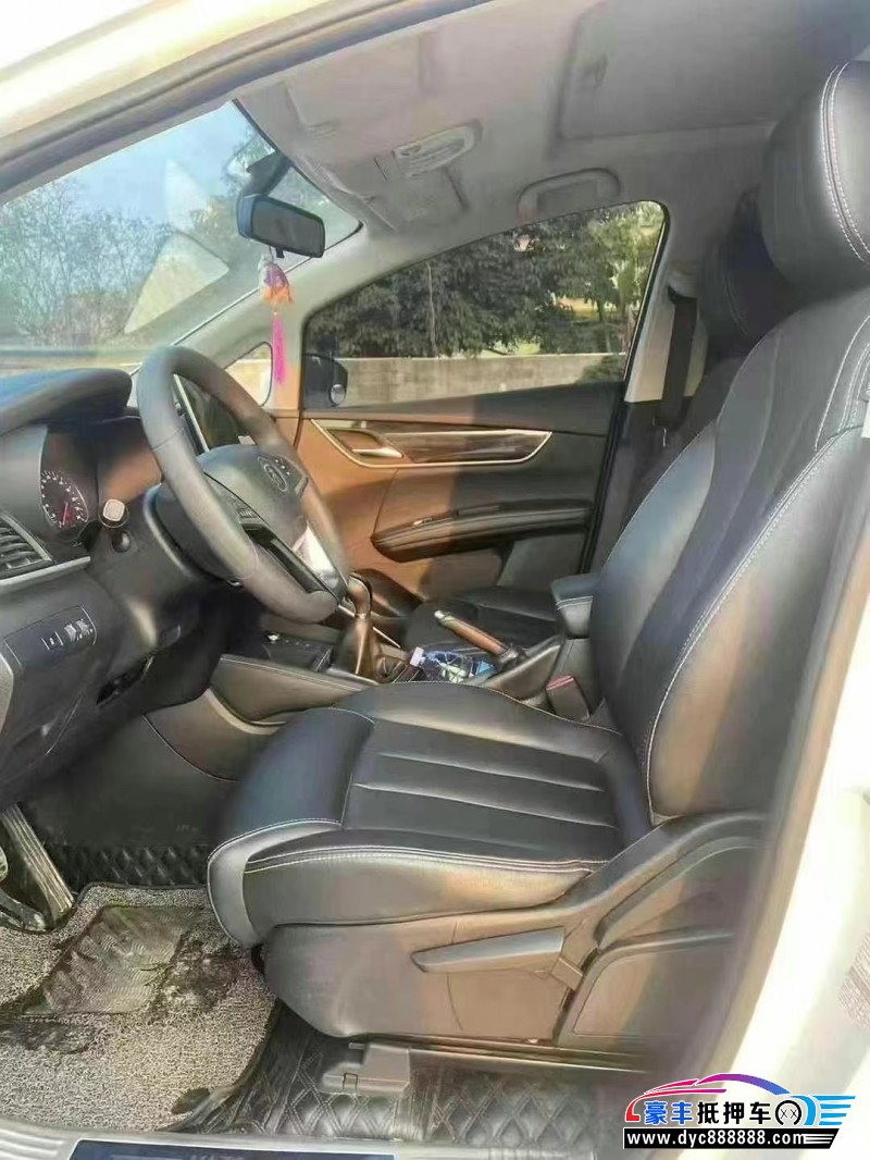 19年比亚迪宋轿车抵押车出售