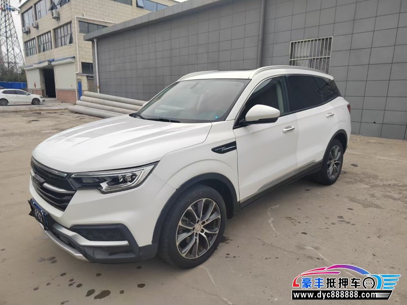 18年众泰T500轿车抵押车出售