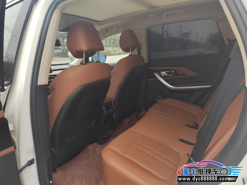 18年众泰T500轿车抵押车出售