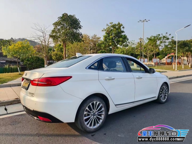 19年福特福睿斯轿车抵押车出售