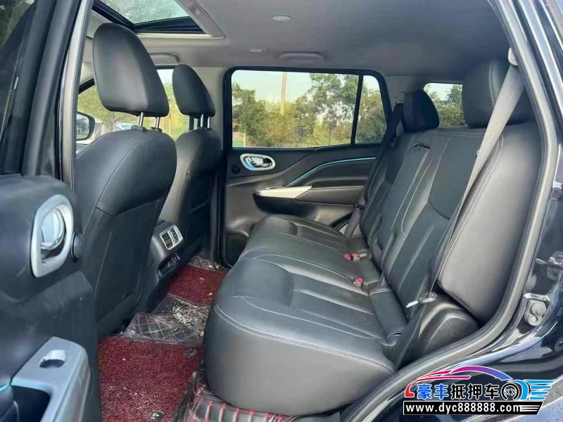 21年日产途达轿车抵押车出售