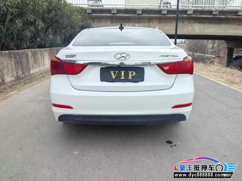 16年现代名图轿车抵押车出售