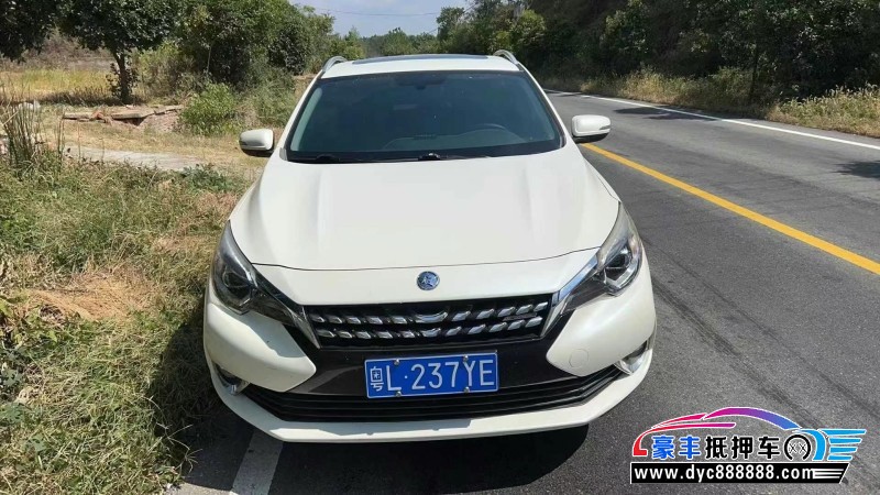 18年启辰T90轿车抵押车出售