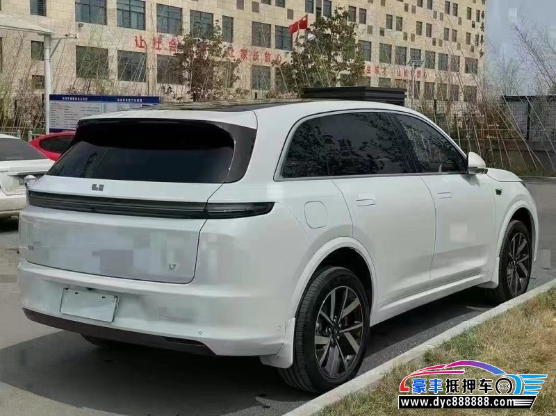 24年理想L7轿车抵押车出售