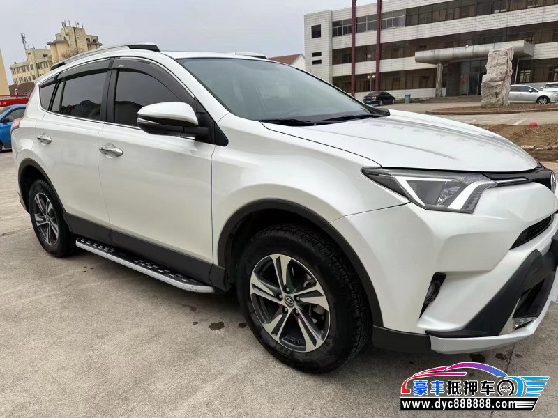 16年丰田RAV4荣放轿车抵押车出售