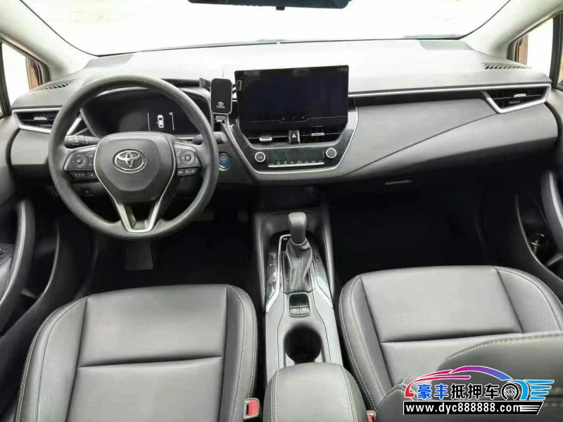 24年丰田雷凌轿车抵押车出售