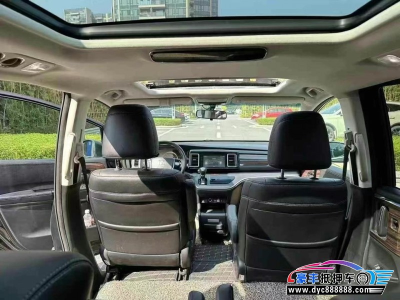 20年本田艾力绅轿车抵押车出售