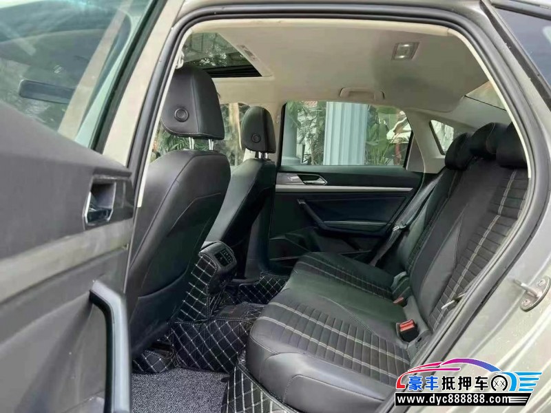 20年大众朗逸轿车抵押车出售