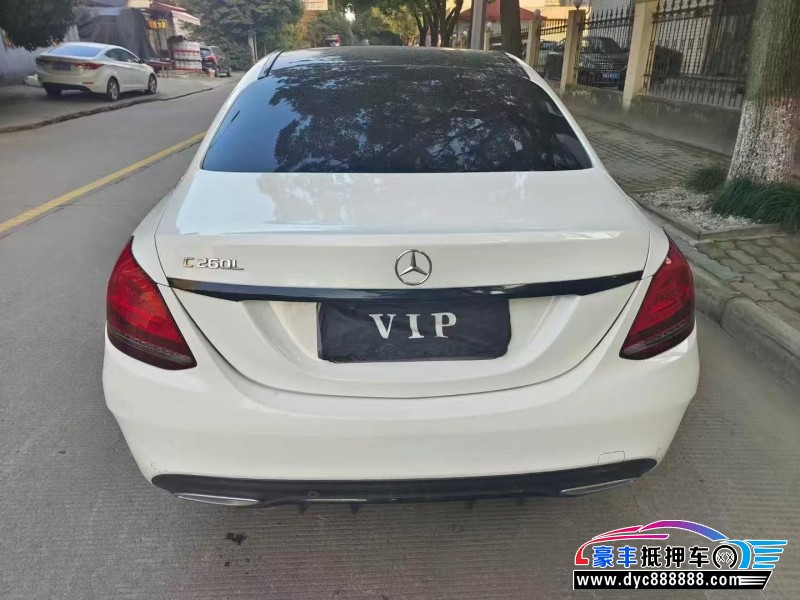 21年奔驰C轿车抵押车出售