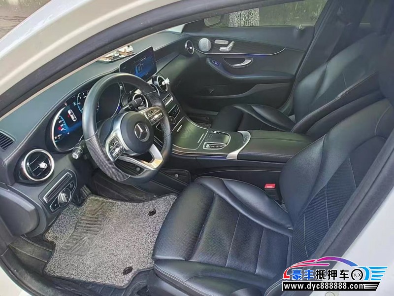 21年奔驰C轿车抵押车出售