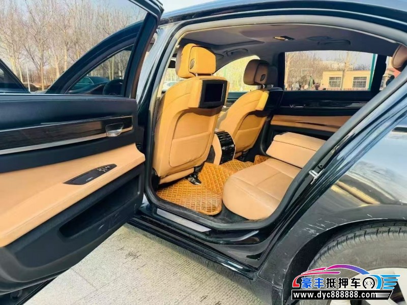 11年宝马7系轿车抵押车出售