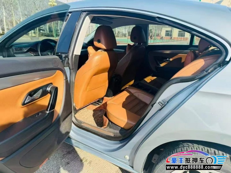 11年大众CC轿车抵押车出售